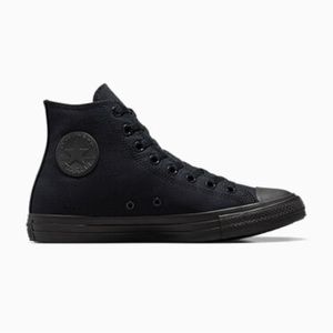 Converse Chuck Taylor Unisex Canvas Sneakers (Men’s Size 9)